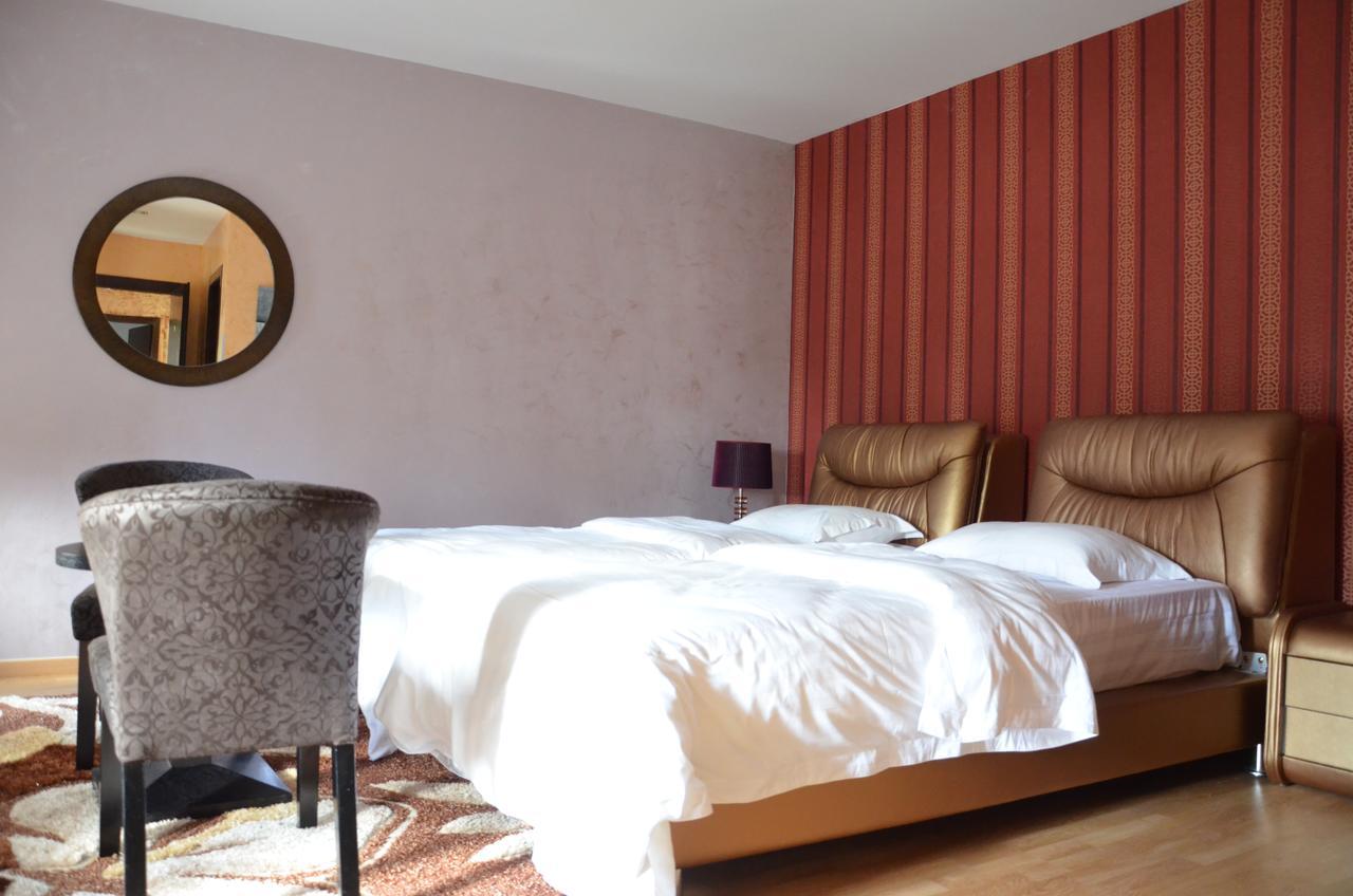 Johnny Hotel Kamenice Exteriér fotografie