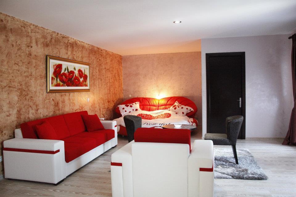 Johnny Hotel Kamenice Exteriér fotografie